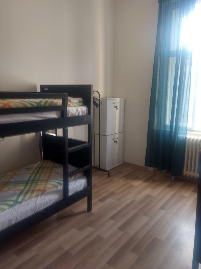 Irmas Hostel Прага Екстериор снимка